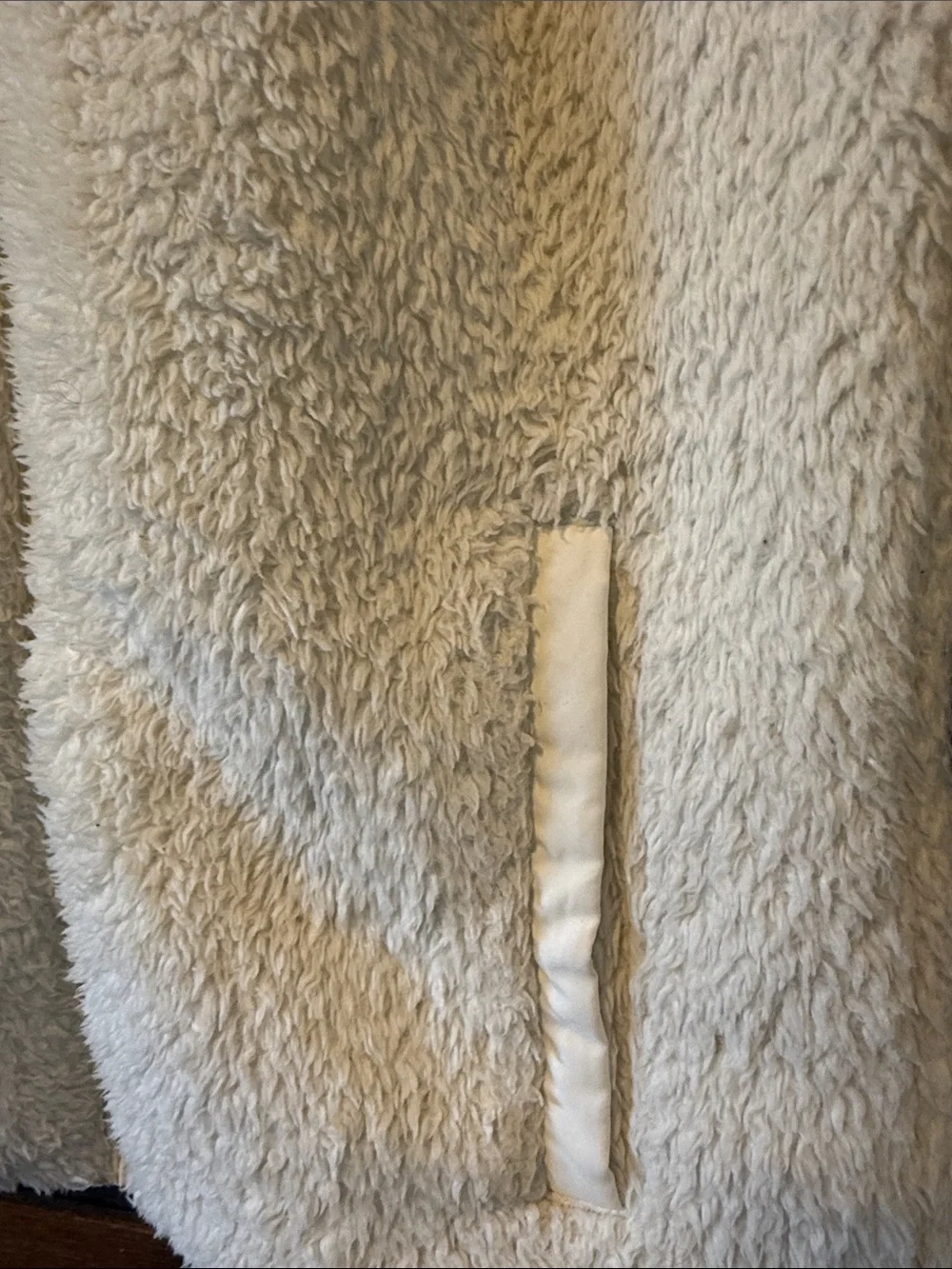 Patagonia white fuzzy vest Large